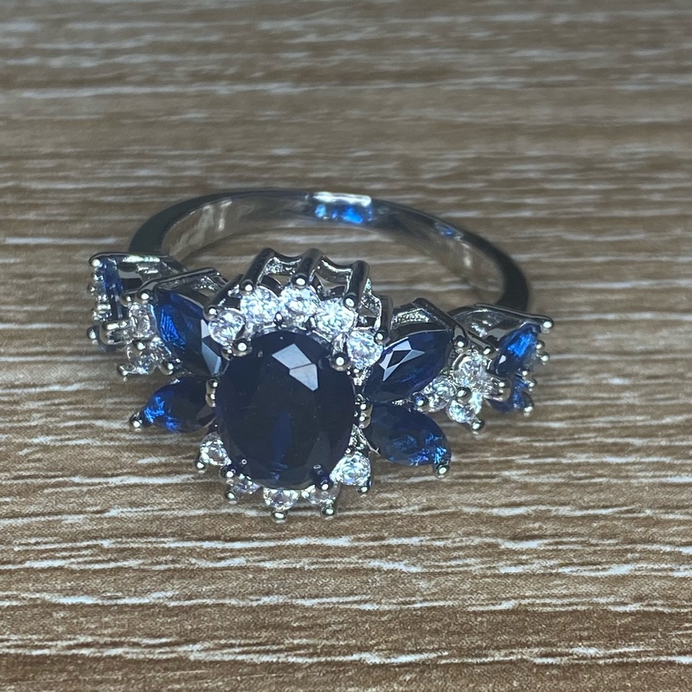 🌟New Beautiful Blue Ring
